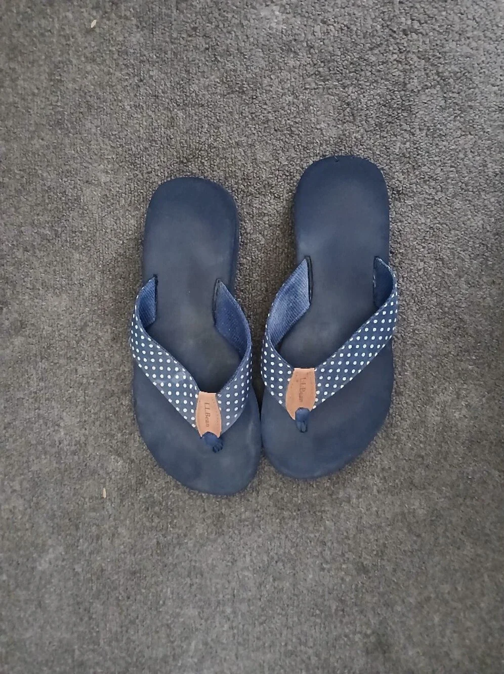 L.L. Bean Women's Navy Polka Dot Flip Flops Size 9M